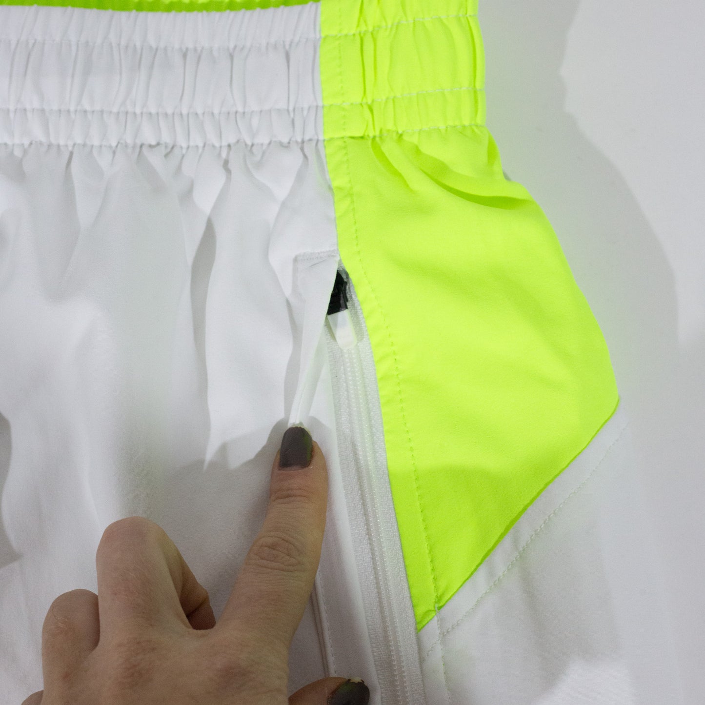 Conjunto Palace Skateboards x Nike - Total 90 ‘P90’ Branco