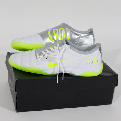 Chuteira Total 90 classic Palace Skateboards x Nike - Total 90 ‘P90’