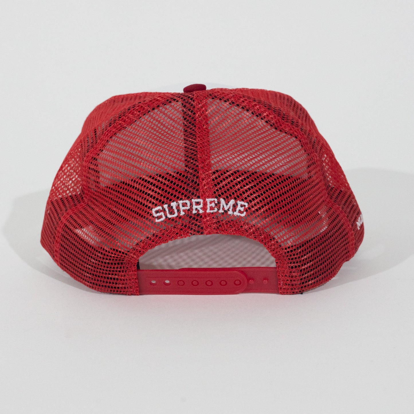 Bone Supreme x Number Nine Mickey Vermelho