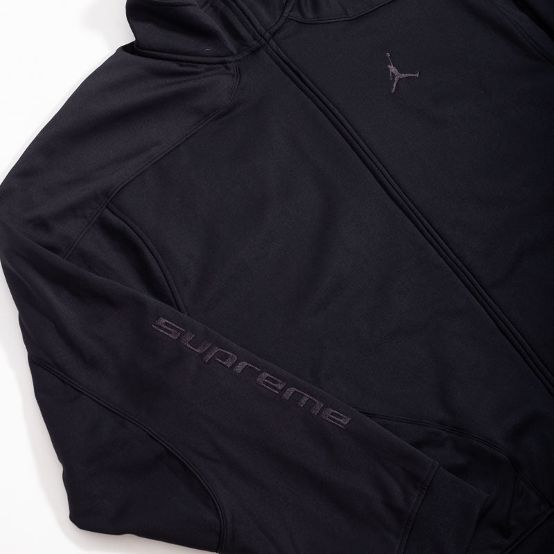Jaqueta Supreme x Jordan