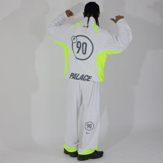 Conjunto Palace Skateboards x Nike - Total 90 ‘P90’ Branco