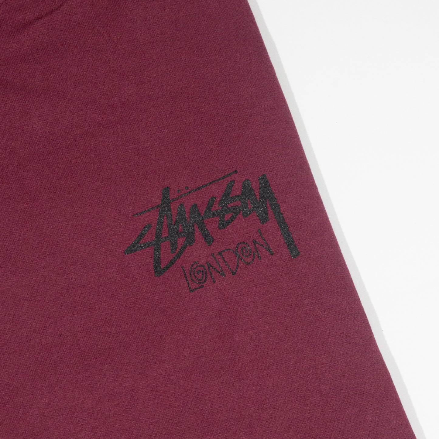 Camiseta Stussy Stock London Vinho