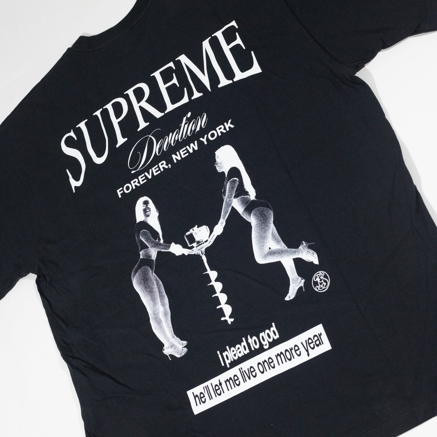 Camiseta Supreme Devotion Tee