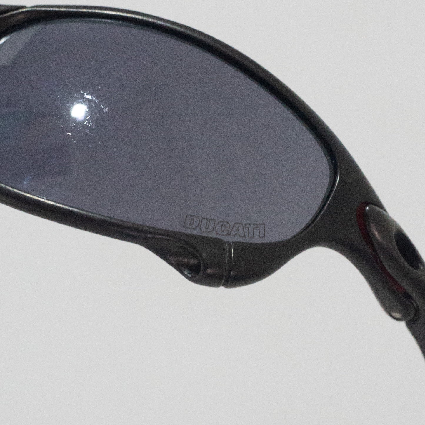 Ducati Oakley Juliet carbon 2004