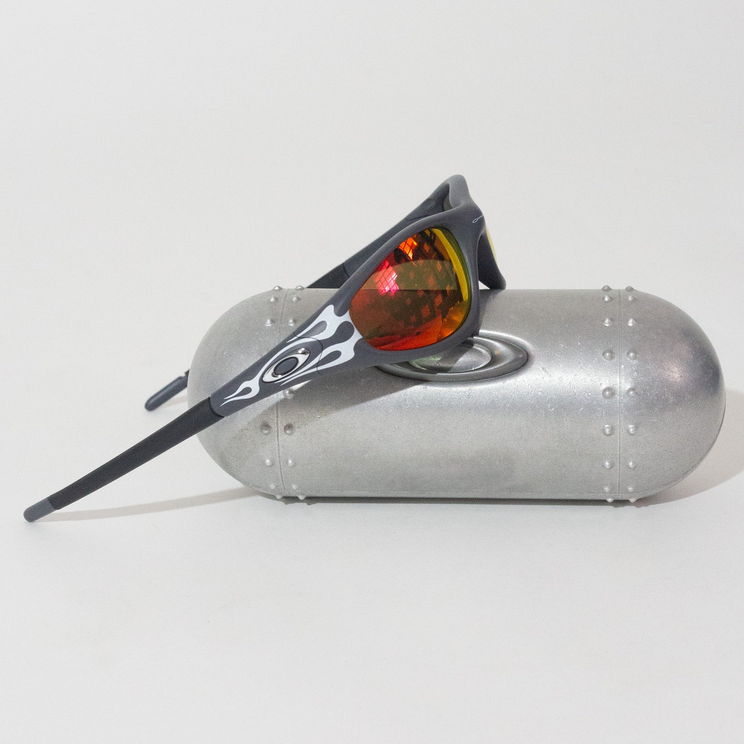 Oakley x Brain Dead Straight Jacket 99 Matte Dark Grey Prizm Ruby