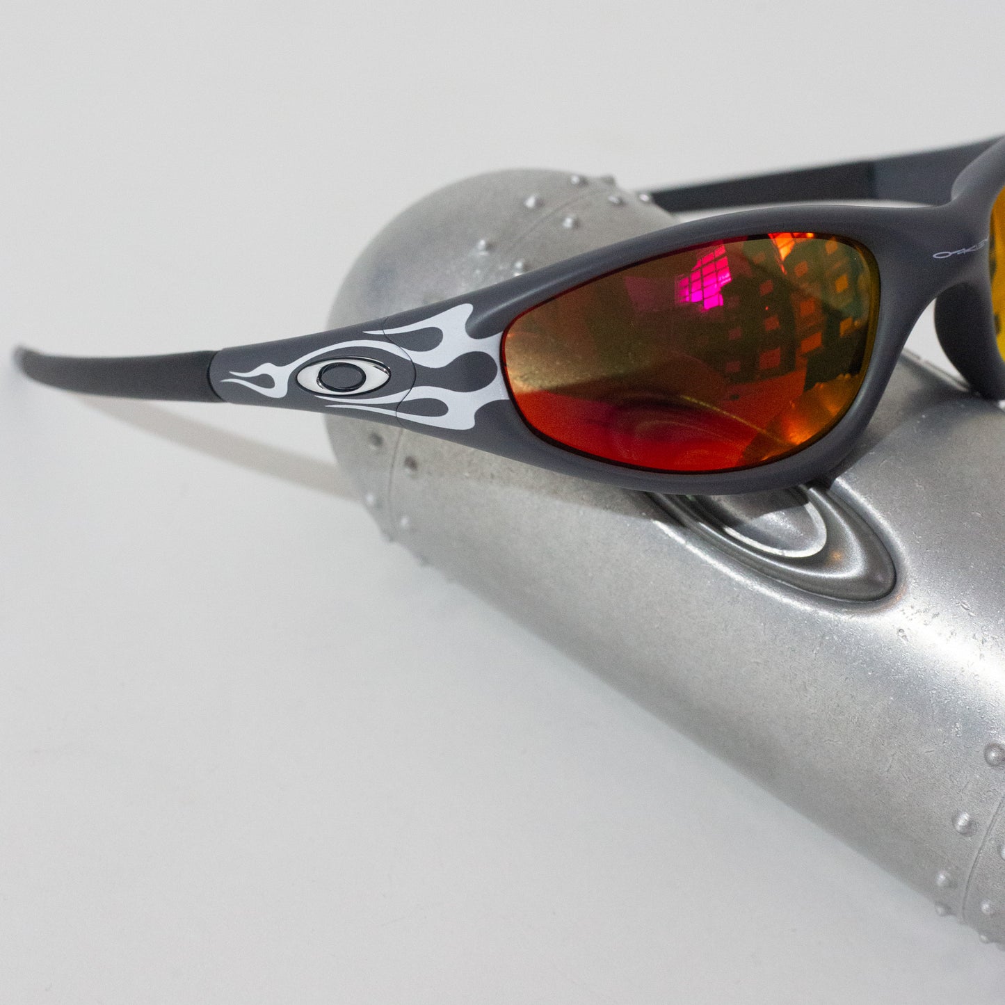 Oakley x Brain Dead Straight Jacket 99 Matte Dark Grey Prizm Ruby