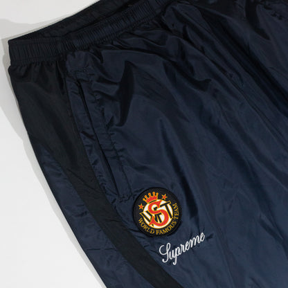 Conjunto Supreme x Umbro Track Gradient Preto