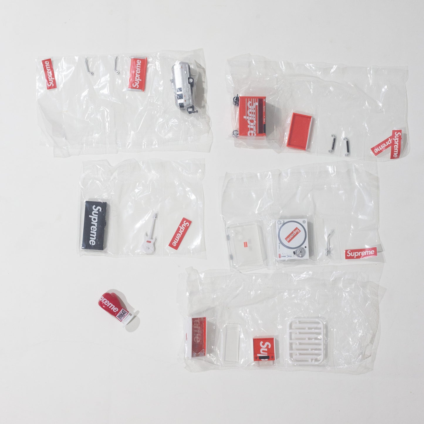 Gashapon Supreme - souvenir (SURPRESA)