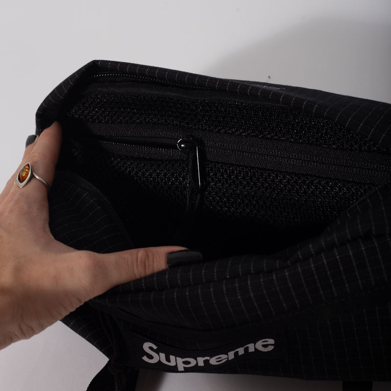 Pochete Waist Bag Supreme 3M Refletiva