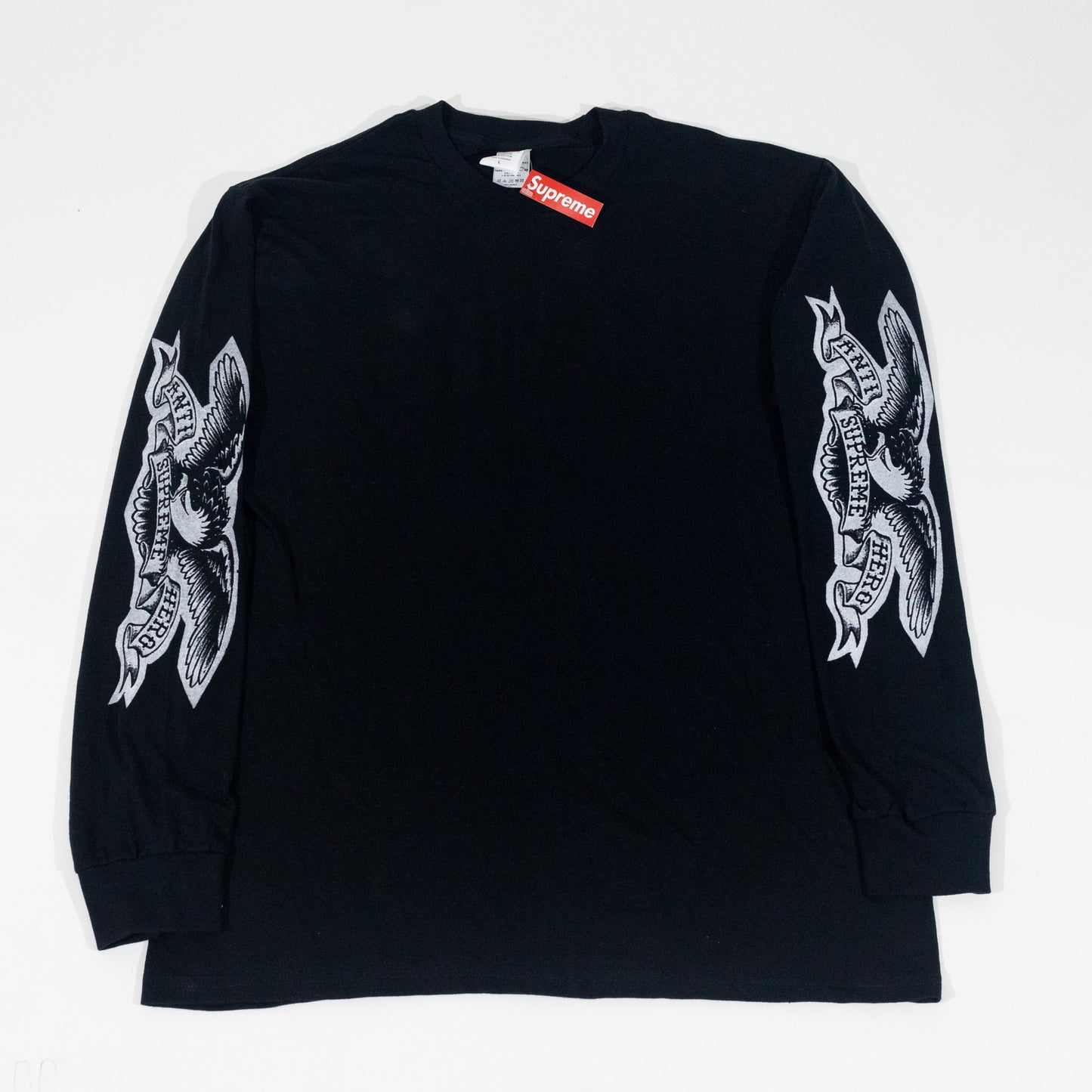 Camiseta Supreme x Anti Hero Manga Longa