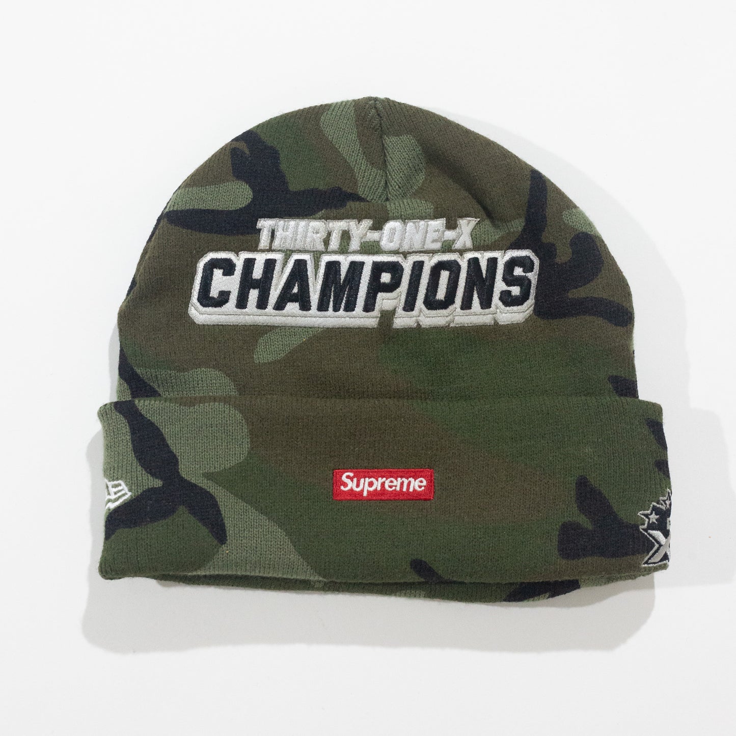 Touca Supreme x New Era Football