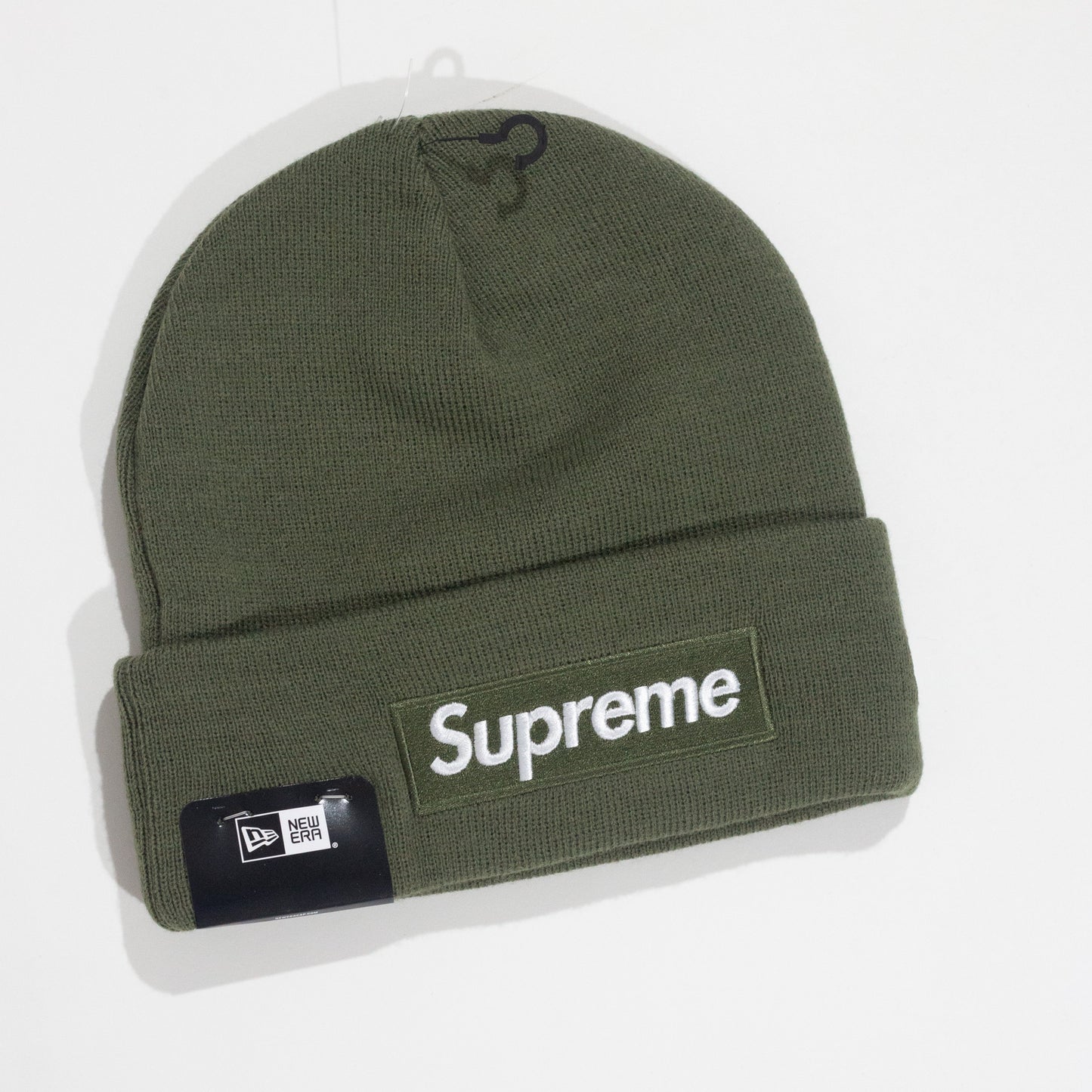 Touca Supreme Box Logo x New Era Olive