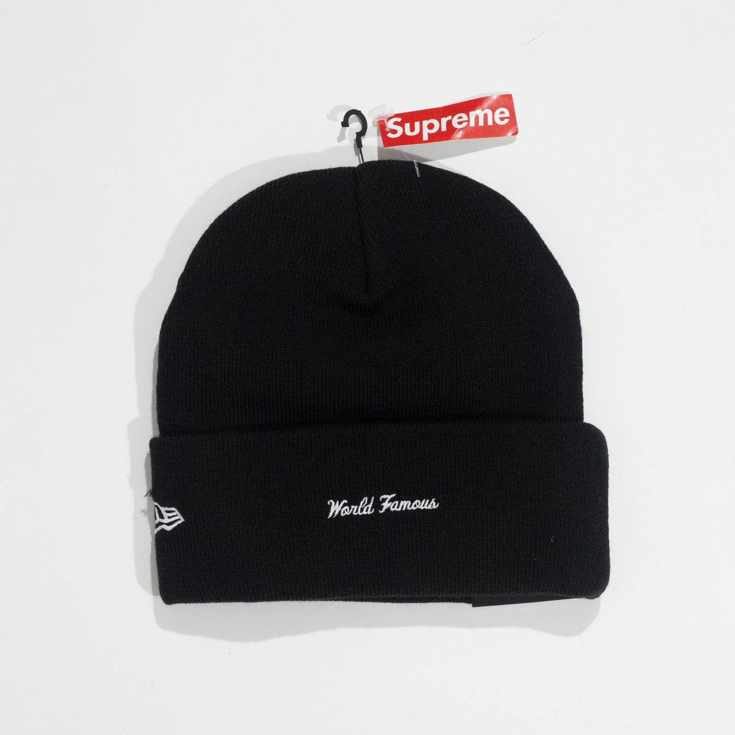 Touca Supreme Box Logo x New Era Black