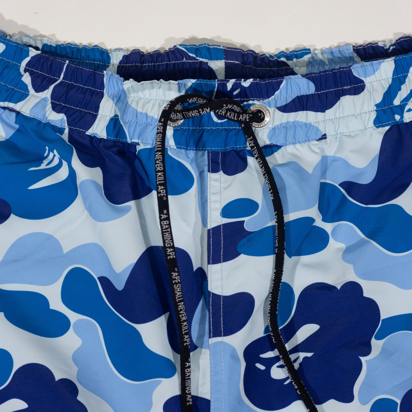 Bermuda BAPE Camo Relaxed Fit Water Shorts