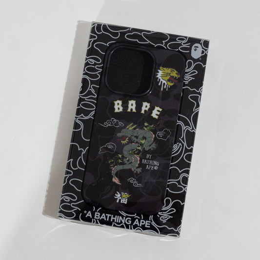 Capinha BAPE Iphone 15 Pro (USADA)