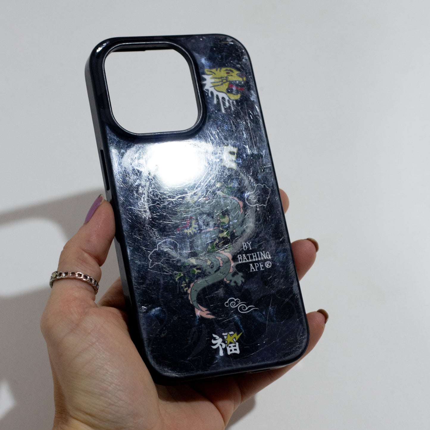 Capinha BAPE Iphone 15 Pro (USADA)