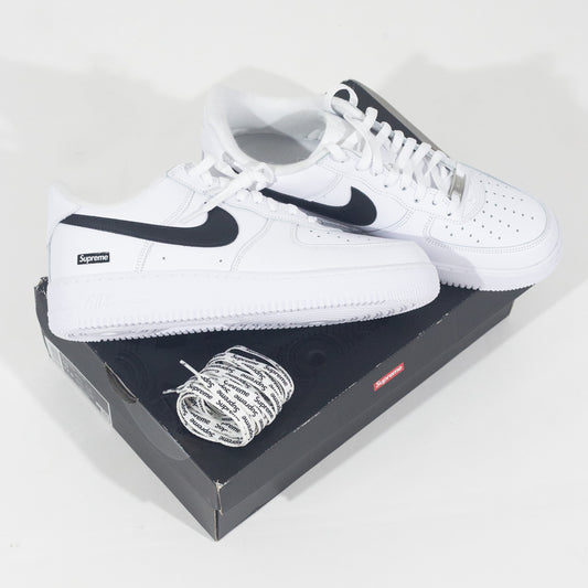Nike Air Force x Supreme Branco