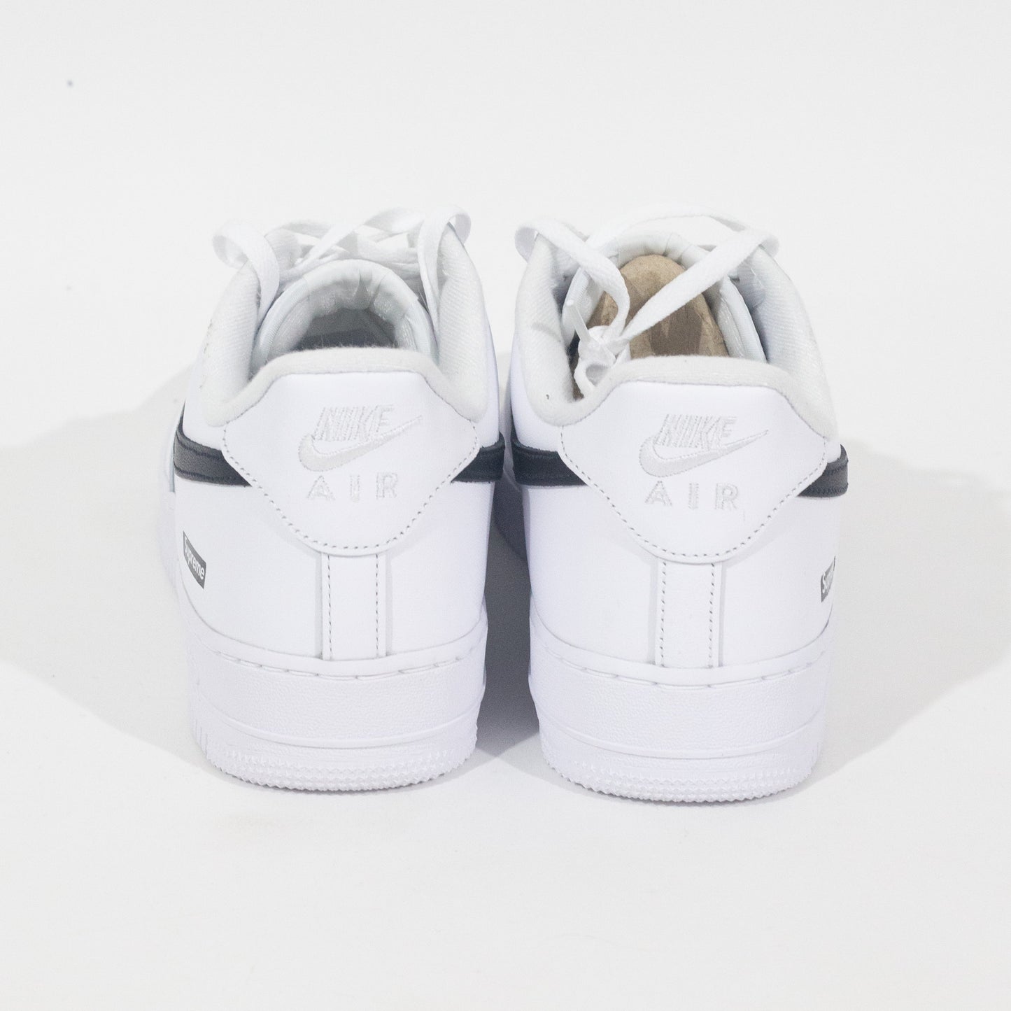 Nike Air Force x Supreme Branco