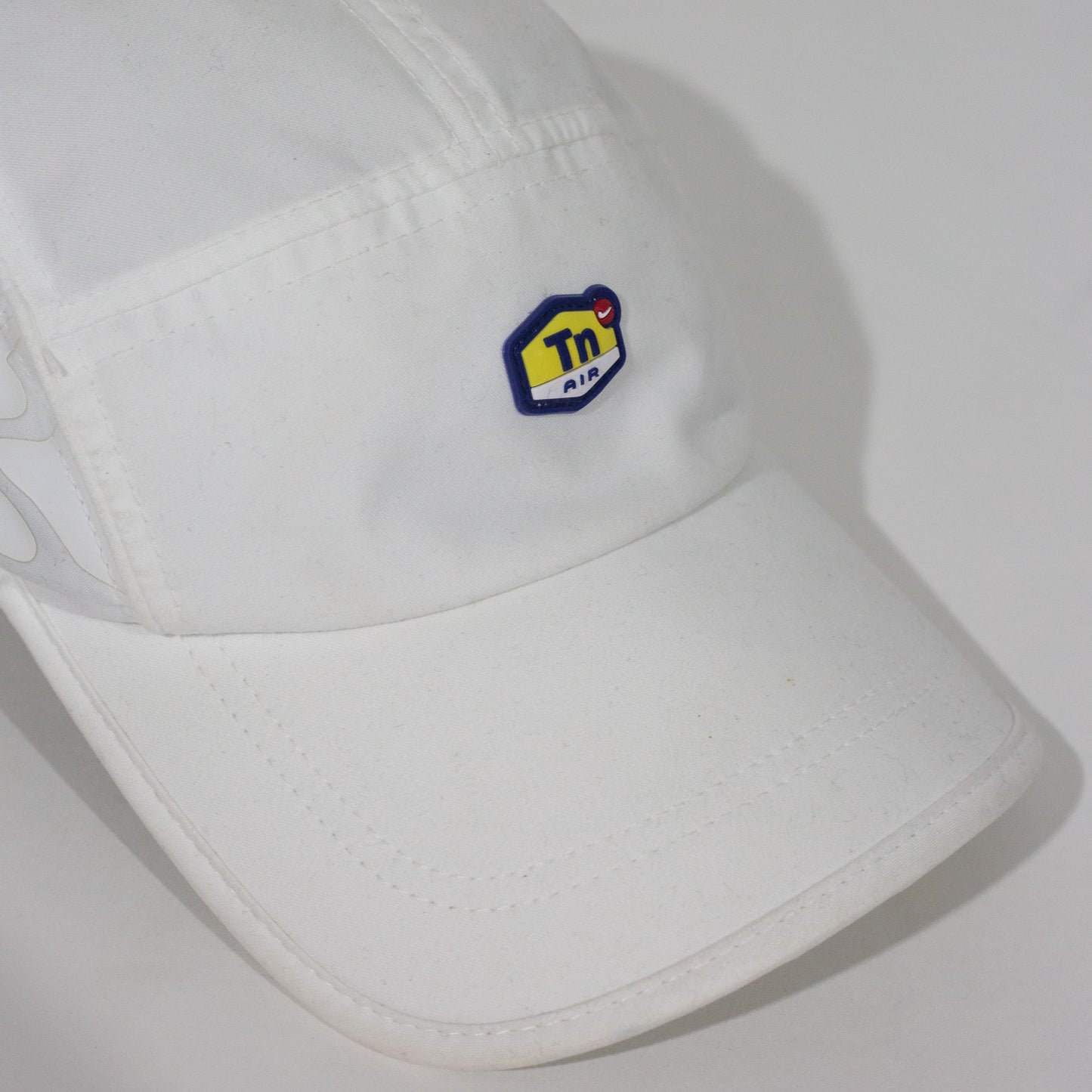 Bone Nike TN Flames x Supreme Branco