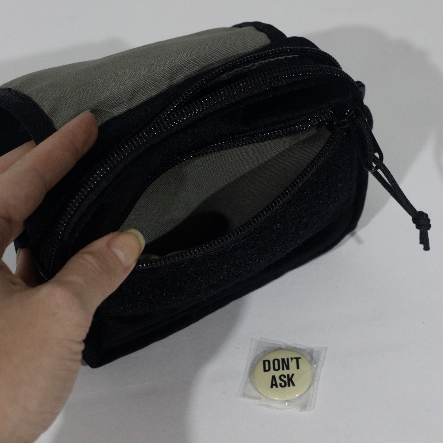 Bag Supreme Mini Pouch Velvet