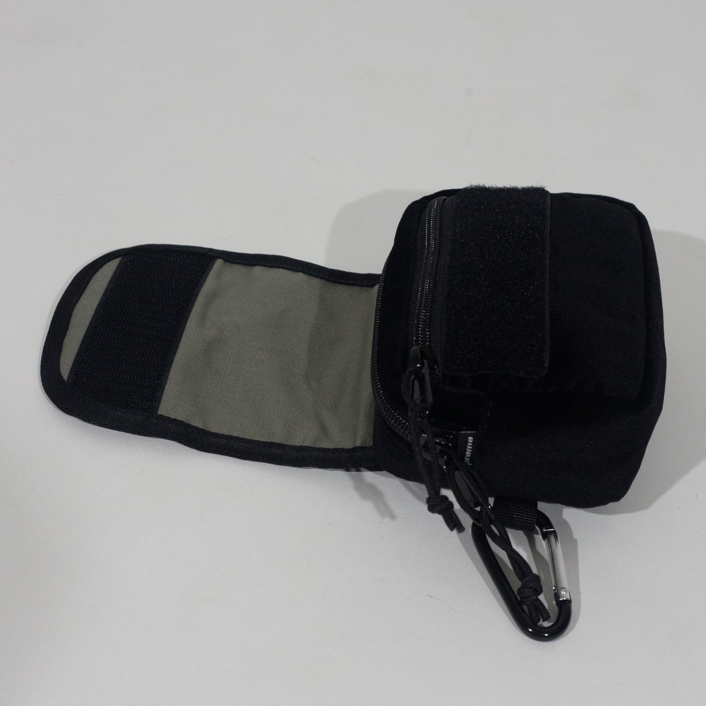 Bag Supreme Mini Pouch Velvet