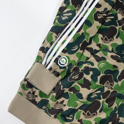 Jaqueta BAPE x Adidas Shark