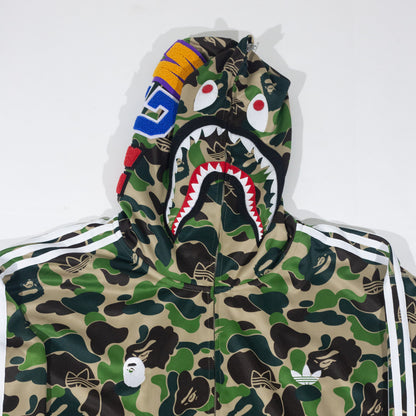 Jaqueta BAPE x Adidas Shark