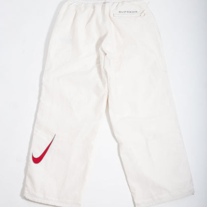 Calça Supreme x Nike