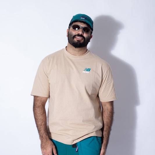 Camiseta Palace x New Balance Tan
