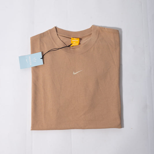 Camiseta Nike x Nocta Bege