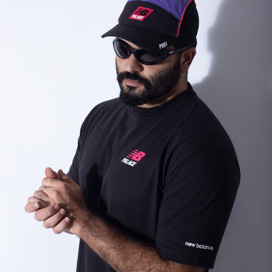 Camiseta Palace x New Balance Preta