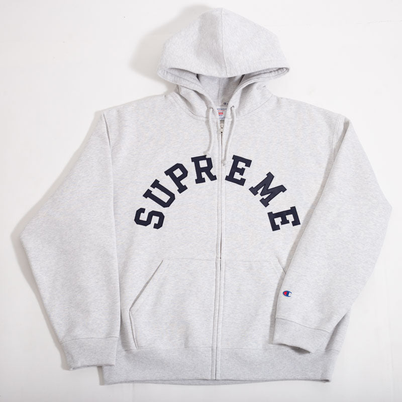 Jaqueta Supreme x Champion Cinza